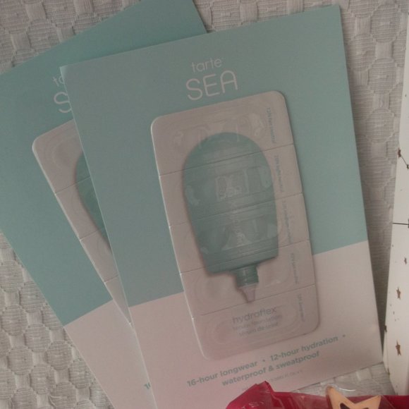 New in Box - Tarte Sugar Rush Star Dusters Makeup Brush Set - Picture 6 of 12